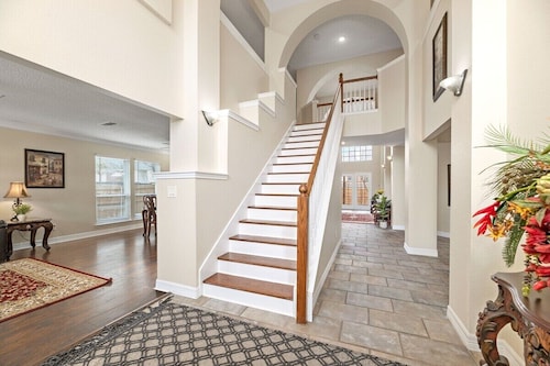 Spacious Home for Large Families