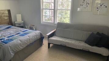 4 bedrooms, free WiFi