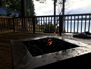 Property grounds - Stunning Views - New Listing, Waterfront Cottage  (Olympia)
