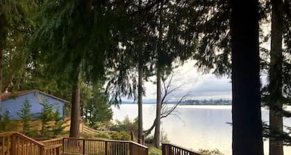 Stunning Views - New Listing, Waterfront Cottage