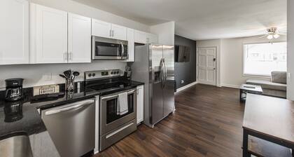 Luxury North of Nashville Retreat- Easy Lake Access