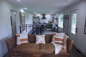 Smart TV, foosball - 3 Minutes to Hiking, Kayaking & WaterFalls! (Sparta)