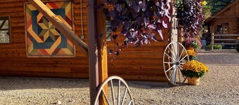 Horse Creek Ranch Luxurious Western Bunkhouse/Cabin