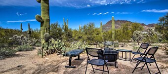 Sunny Tucson Home w/ Patios on 5 Acres!