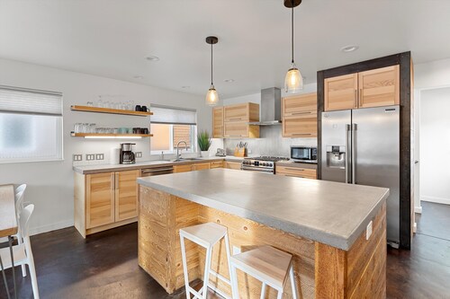 Downtown Missoula Low Key Luxury