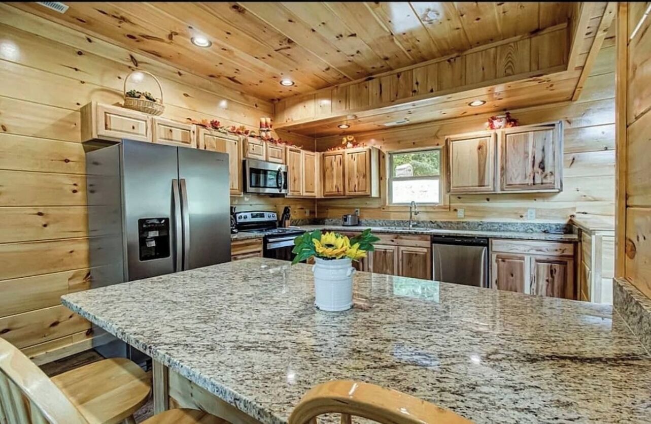 Toaster, blender, cookware/dishes/utensils