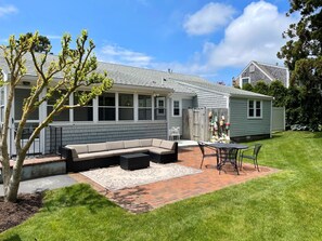 Outdoor dining - A Shore Thing: Coastal Fun for the Whole Family (West Harwich)