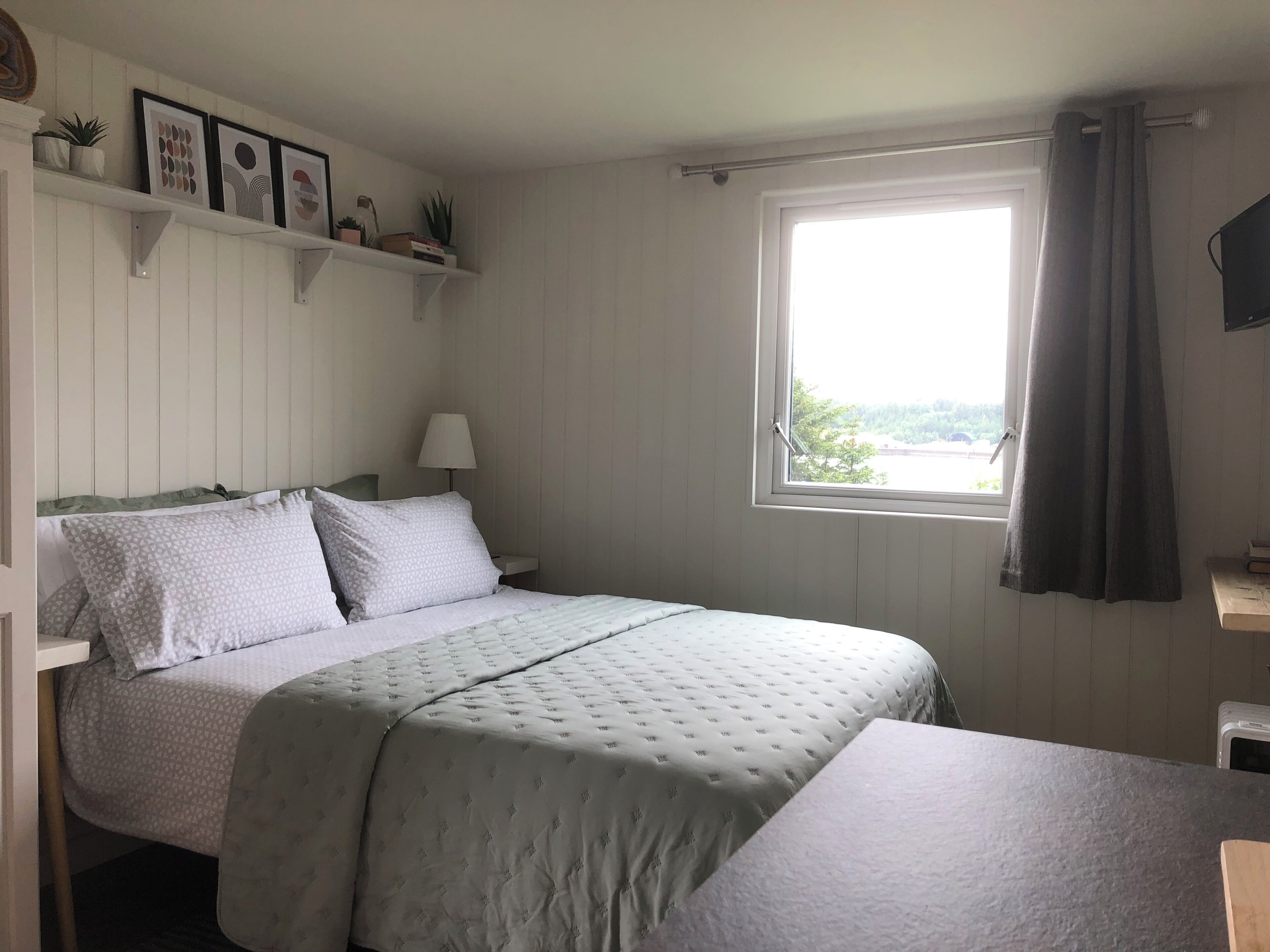 1 bedroom, memory-foam beds, free WiFi, bed sheets