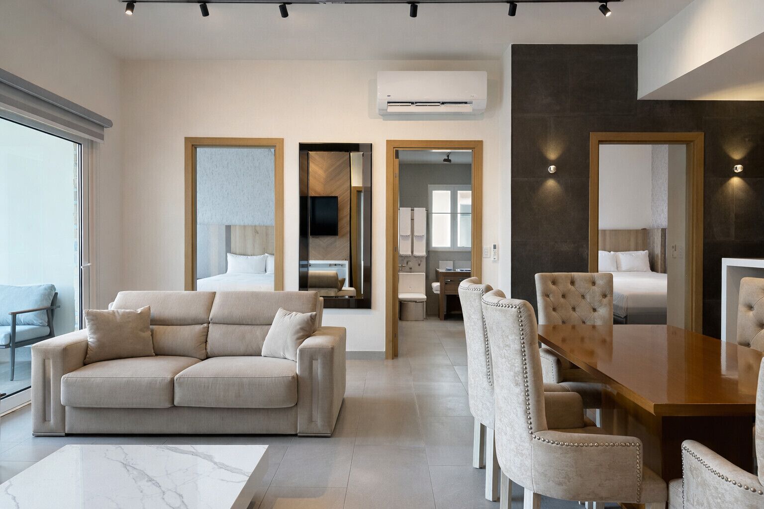 3 bedrooms, iron/ironing board, free WiFi, bed sheets
