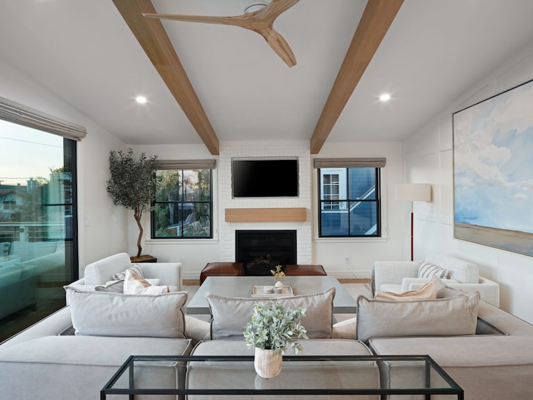 Farmhouse Modern New Construction Duplex W/ Hot Tub | Ac | Bikes - Del Mar, CA