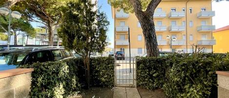 Enceinte de lâhĂ©bergement