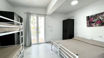 3 bedrooms, WiFi