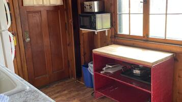 Family Cabin | Private kitchen
