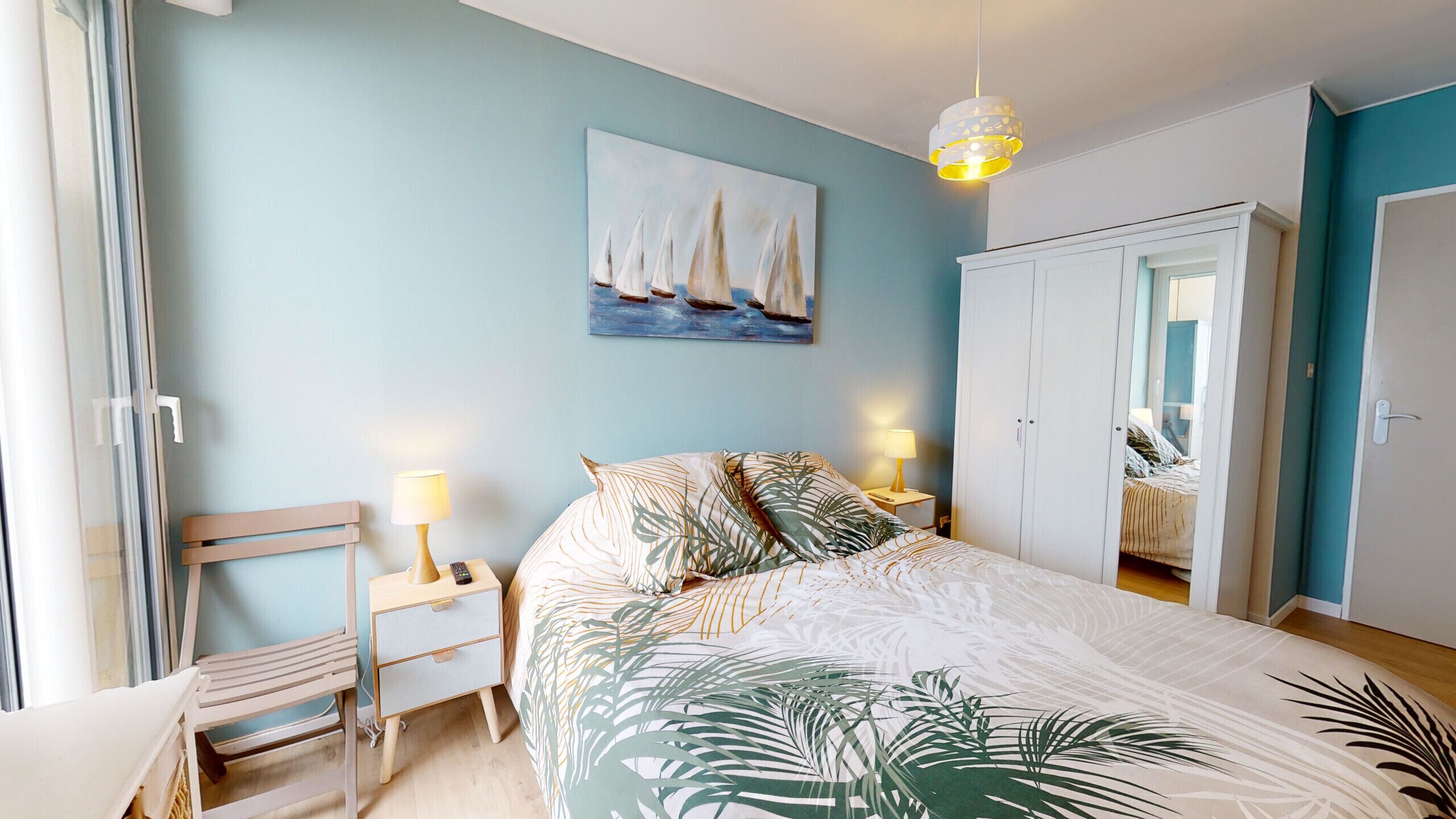 1 多间卧室、上网接入