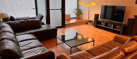 Smart-TV, peis, Netflix og fotballspill