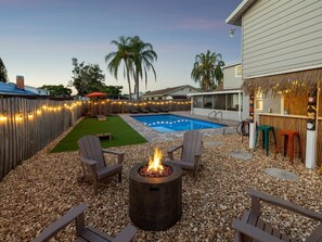 Terrace/patio - Newly Renovated Luxury Home with an In-ground Pool in Tampa Bay! (Tampa)