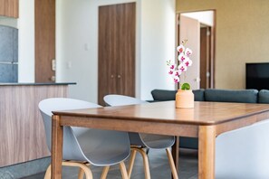 Dining - VH | Doctores | 2 hab + balcón privado+wifi | 324 (México D.F.)