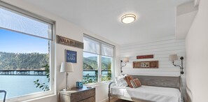 3 dormitoris, planxa i posts de planxar, wifi i roba de llit