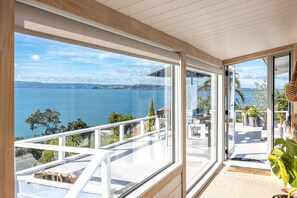 Interior - Panoramic Ocean Views (Waiheke Island)