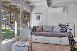 Interior - Family-friendly cottage close to the water (Nykøbing Sjælland)