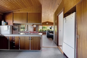 Interior - Awesome home in Hirtshals with 3 Bedrooms and WiFi (Hirtshals)