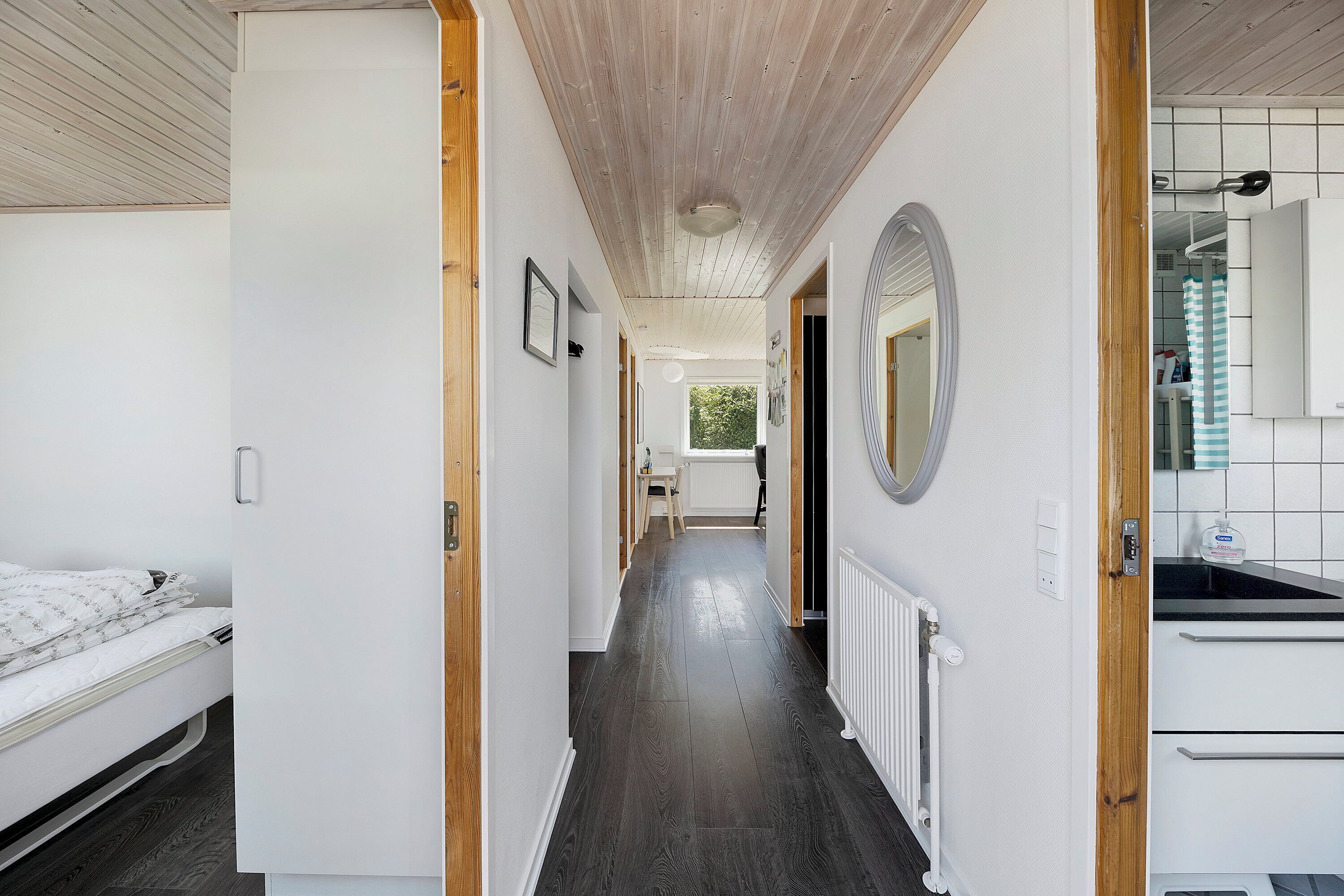 3 chambres, fer et planche à repasser, Wi-Fi gratuit