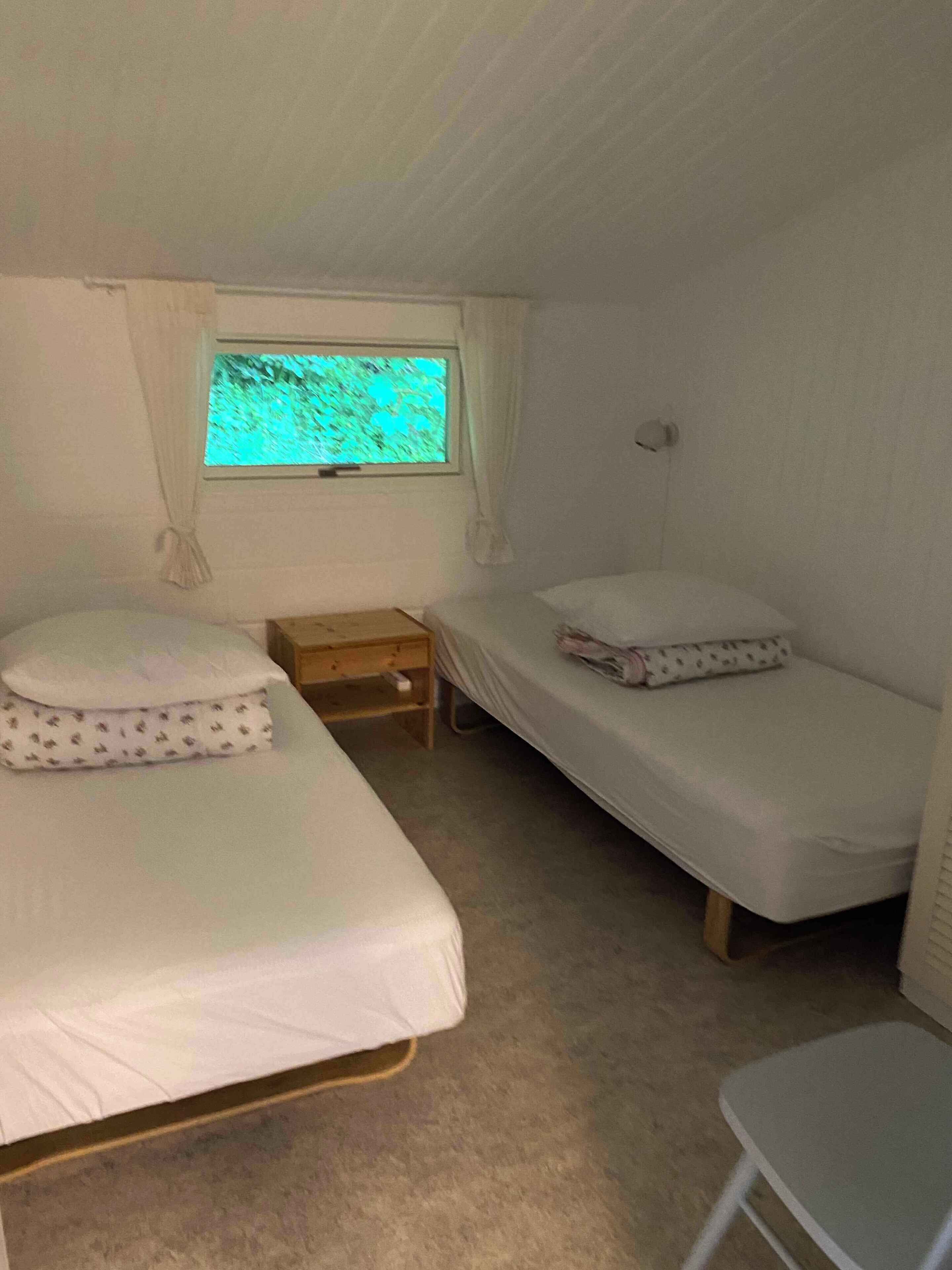 3 bedrooms, iron/ironing board, free WiFi