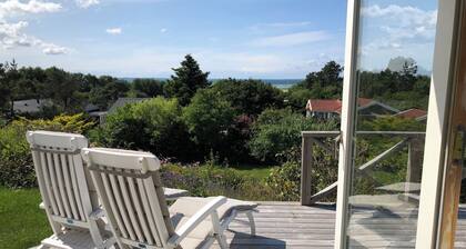Nice summer house with sea view