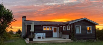 Nice summer house with sea view