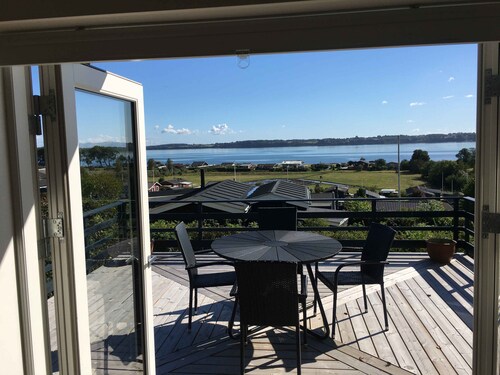 Newly restored cottage with panoramic sea views