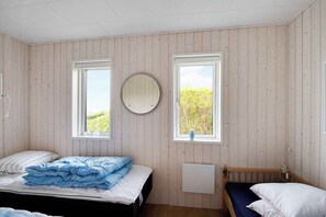 2 Schlafzimmer, Bügeleisen/Bügelbrett, kostenloses WLAN