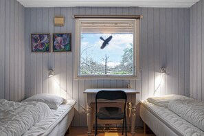 4 slaapkamers, een strijkplank/strijkijzer, gratis wifi