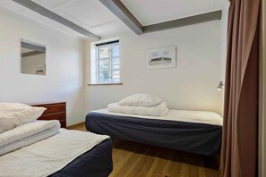 2 bedrooms, free WiFi