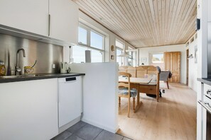 Interior - Exclusive location at the waters edge (Kolding)