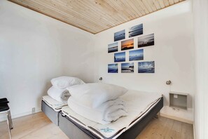 2 bedrooms, free WiFi