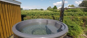 Top modern holiday home 100 m from the.