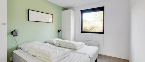 4 bedrooms, free WiFi