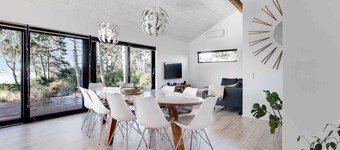 New summer house from 2021 with sea view