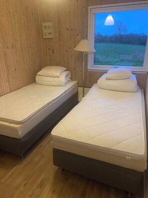 2 Schlafzimmer, Bügeleisen/Bügelbrett, kostenloses WLAN