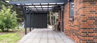 Family-friendly summer house by the North Sea