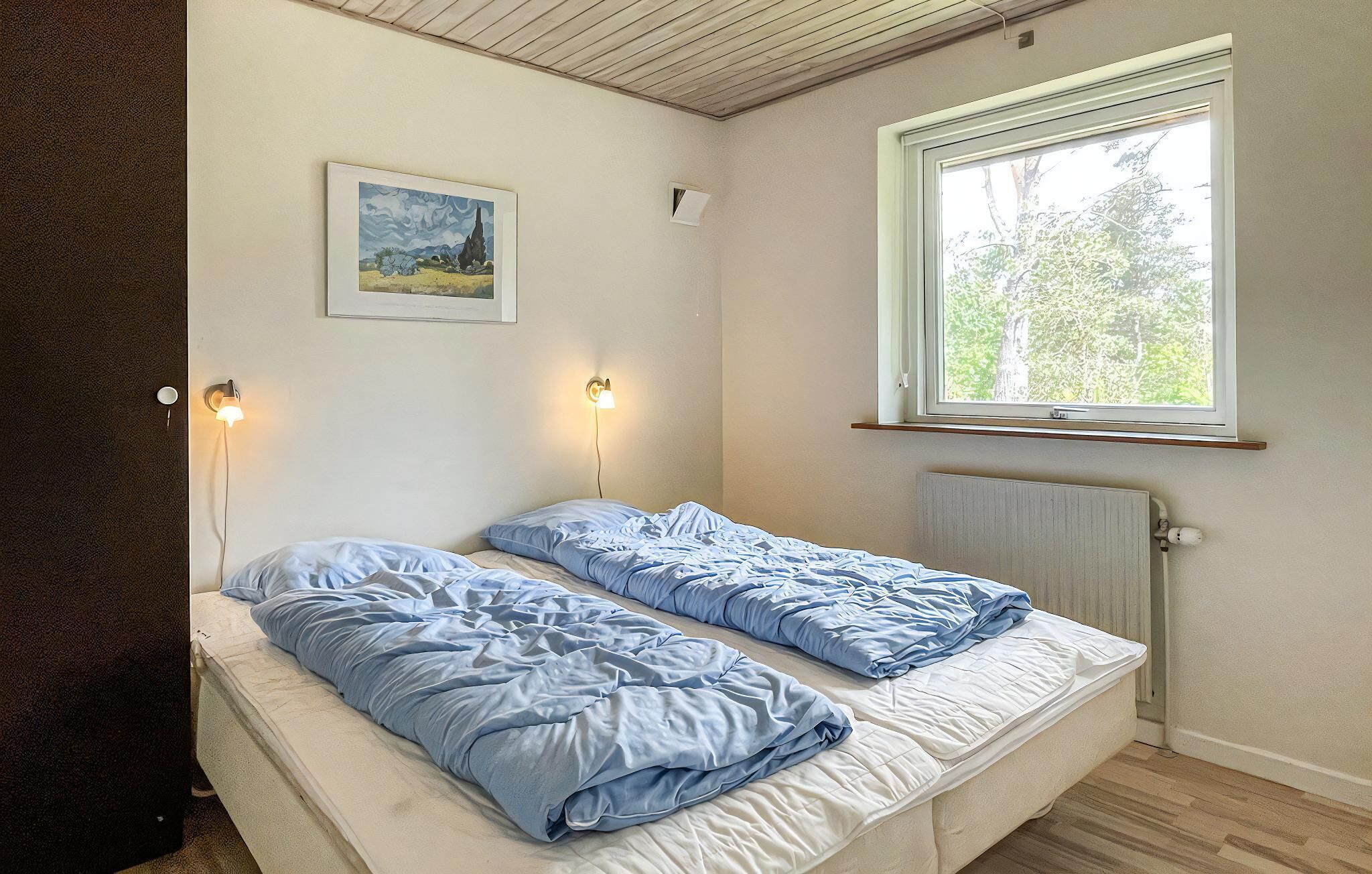 4 chambres, fer et planche à repasser, accès au Wi-Fi (inclus)