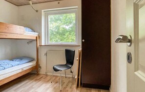 4 Schlafzimmer, Bügeleisen/Bügelbrett, kostenloses WLAN