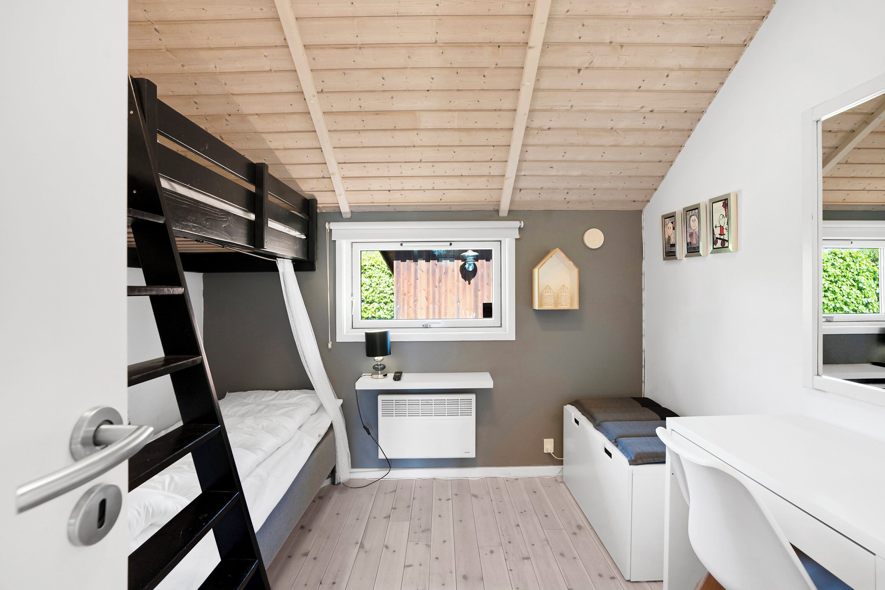 4 chambres, fer et planche à repasser, Wi-Fi gratuit