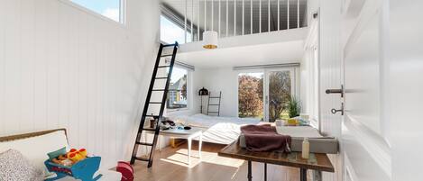 2 室のベッドルーム、WiFi (無料)