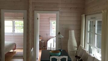 4 Schlafzimmer, Bügeleisen/Bügelbrett, kostenloses WLAN