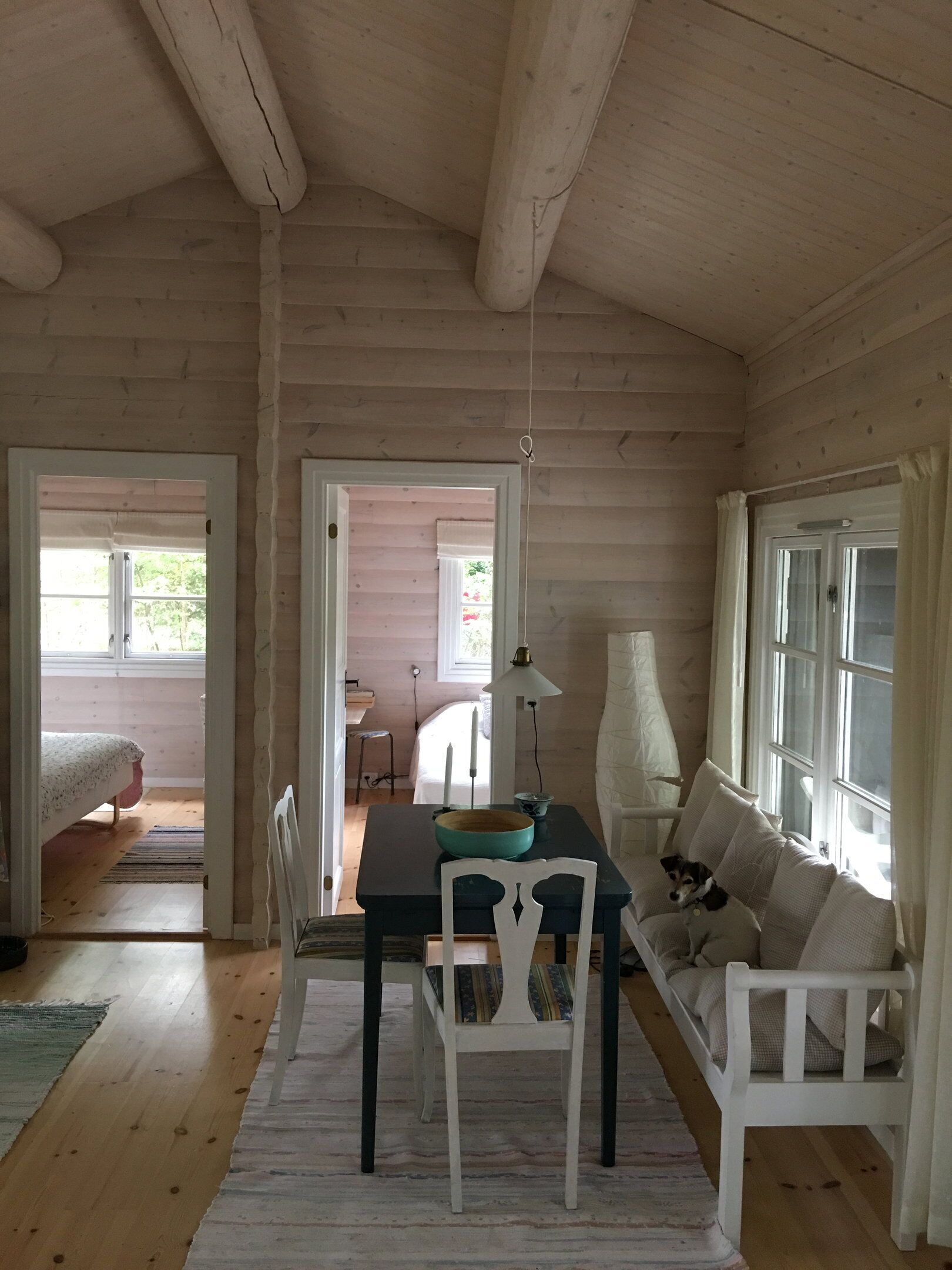 4 bedrooms, iron/ironing board, free WiFi