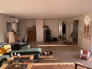 Caminetto, impianto stereo
