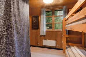 2 Schlafzimmer, Bügeleisen/Bügelbrett, kostenloses WLAN