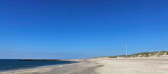 Holiday home in the first row to the North Sea