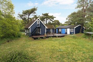 Exterior - Charming cottage near the beach (Nexø)